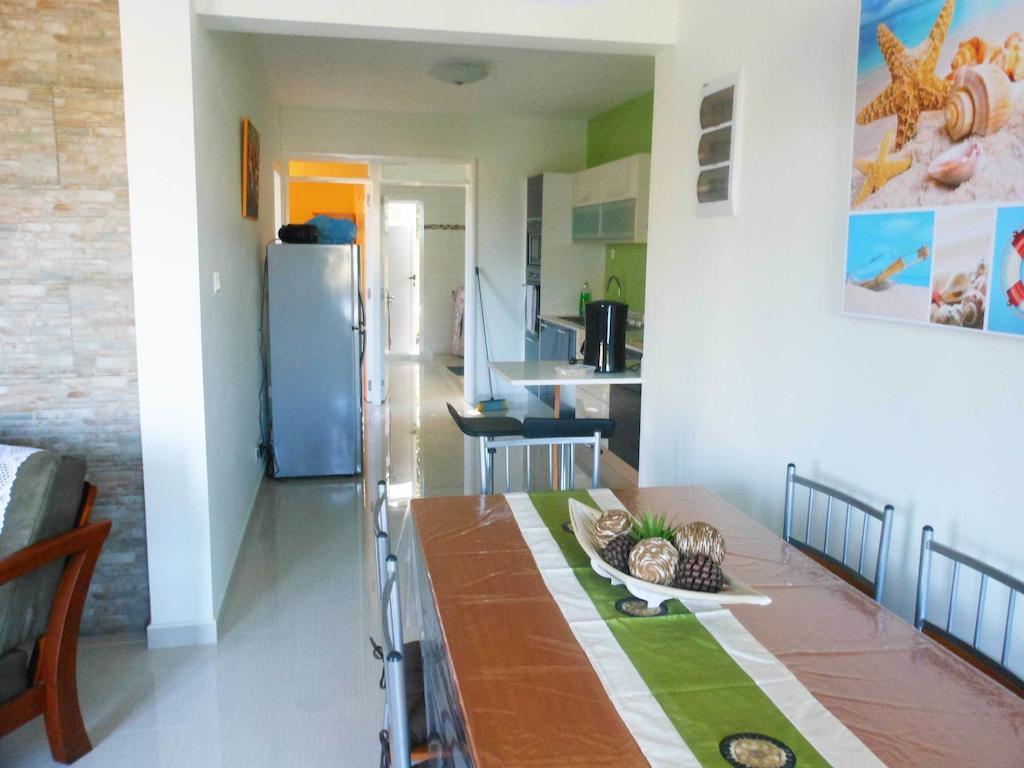 Twins Apartments Flic-en-Flacq Habitación foto